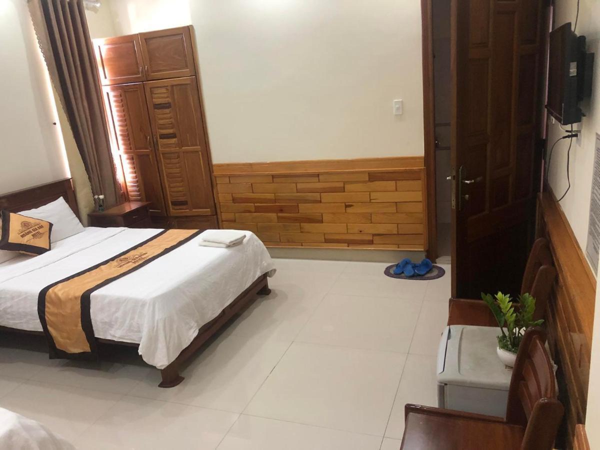 Hoang Gia Bao Hotel Kon Tum Exterior photo